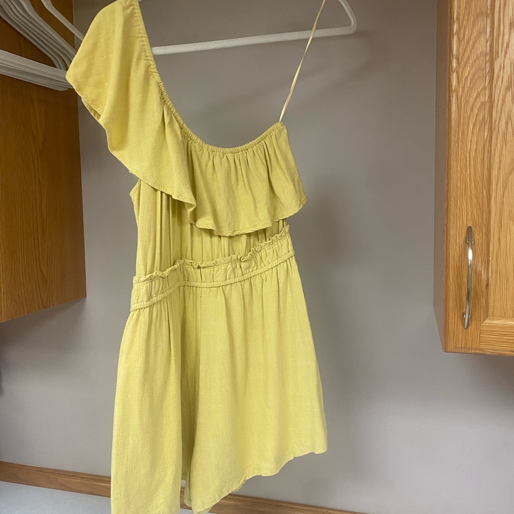 Apricot Lane x Ashley Donielle Yellow One Shoulder Ruffle Romper - Picture 4 of 7